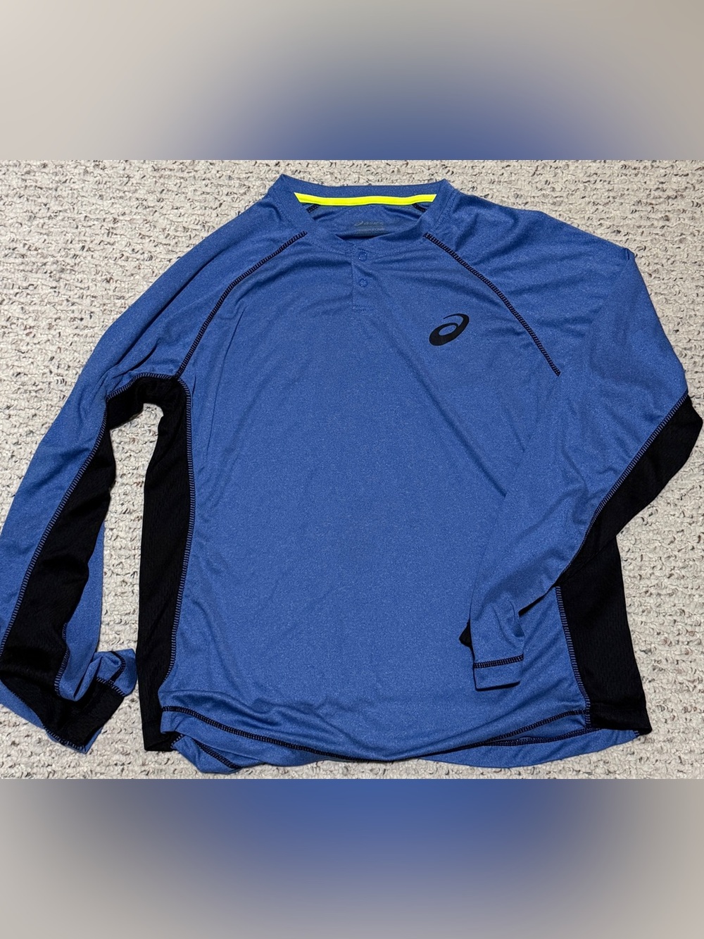 ASICS Mens Medium Blue Long Sleeve Henley Performance Running Shirt Athletic